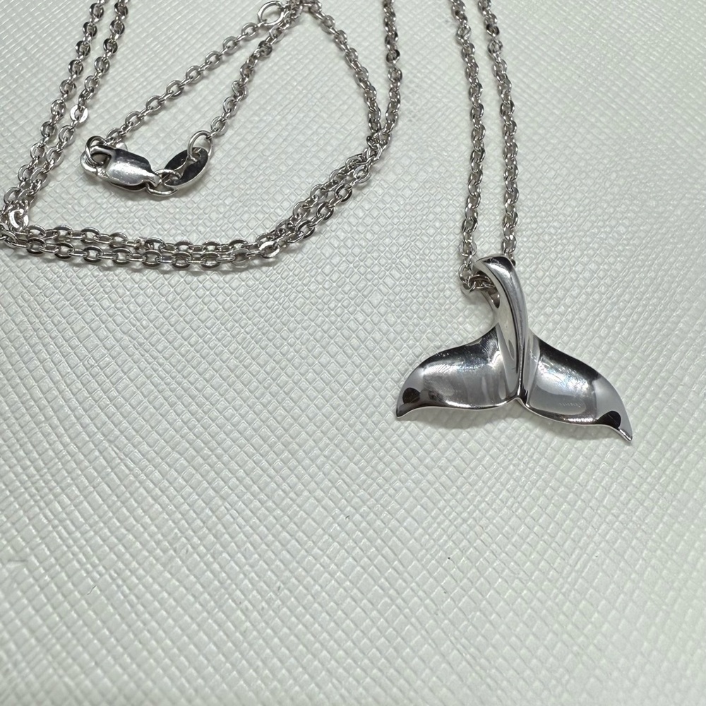 Silver 925 Whale Tail Necklace